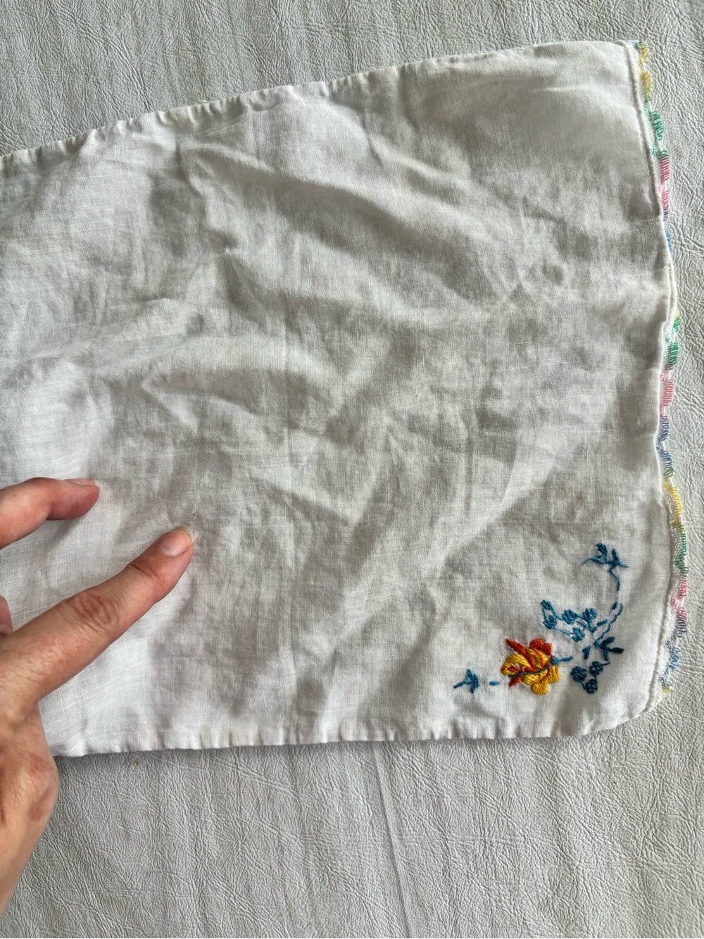 Vintage Embroidered Handkerchief Lot of 7 Floral Lace White Linen Cotton - Picture 12 of 16